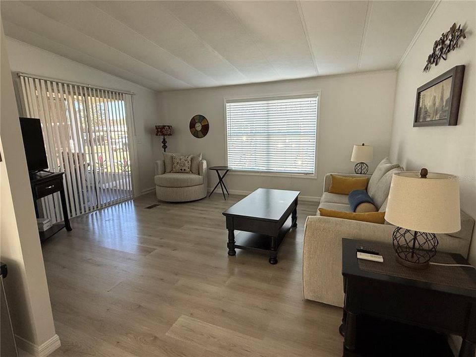 En Venta: $115,000 (2 camas, 2 baños, 1040 Pies cuadrados)