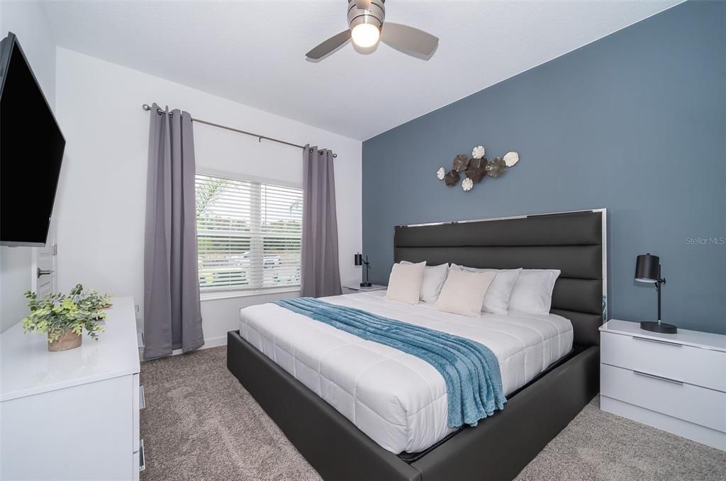 For Rent: $2,800 (4 beds, 3 baths, 1914 Square Feet)