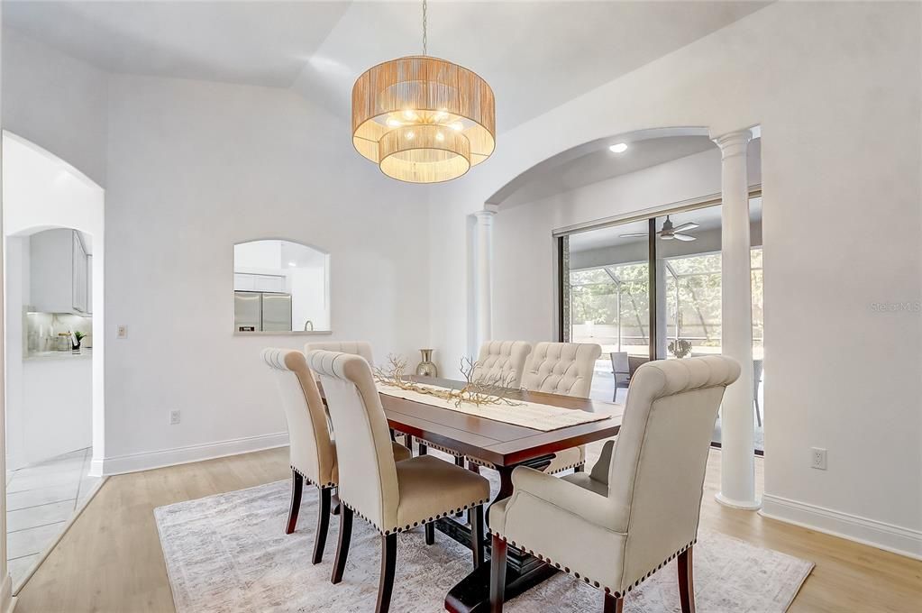 For Sale: $699,999 (3 beds, 2 baths, 2366 Square Feet)