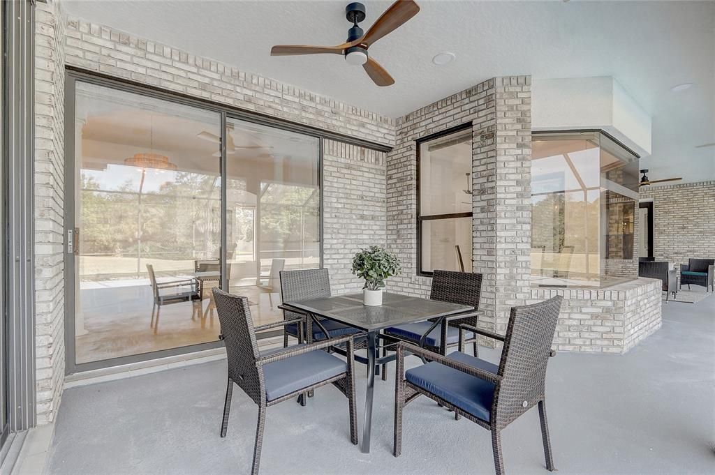 For Sale: $699,999 (3 beds, 2 baths, 2366 Square Feet)