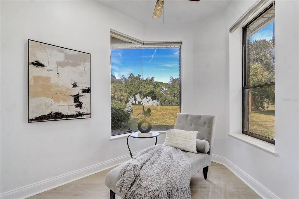 For Sale: $699,999 (3 beds, 2 baths, 2366 Square Feet)