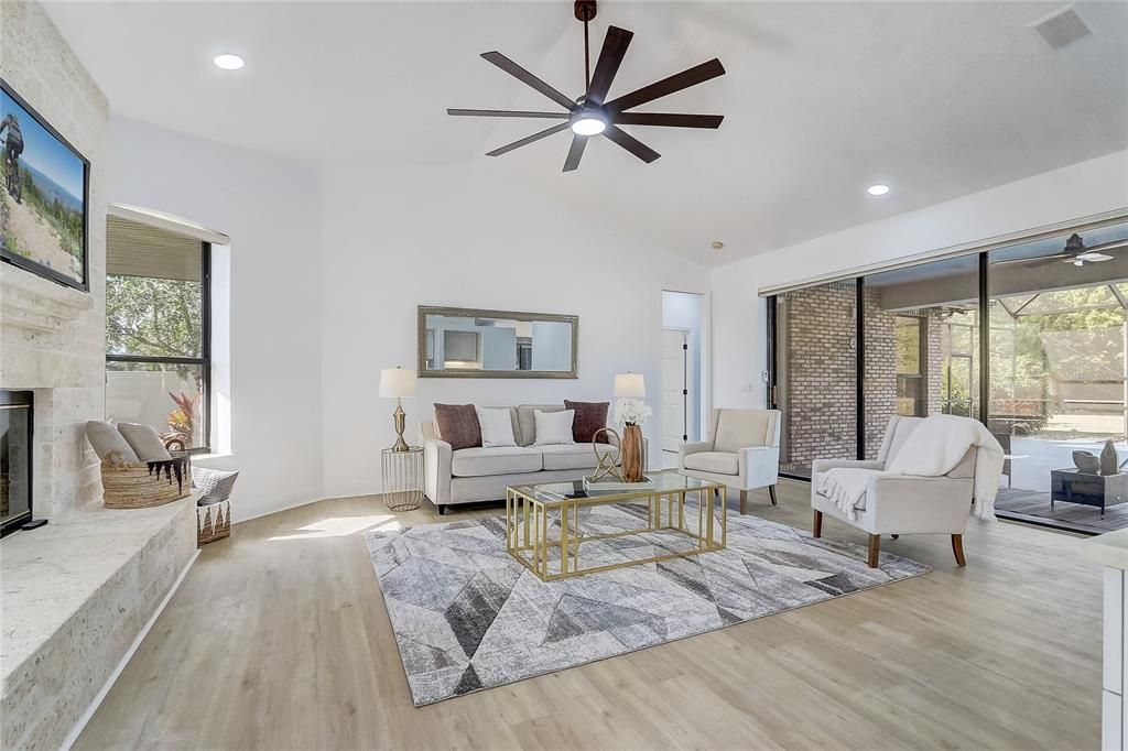 For Sale: $699,999 (3 beds, 2 baths, 2366 Square Feet)