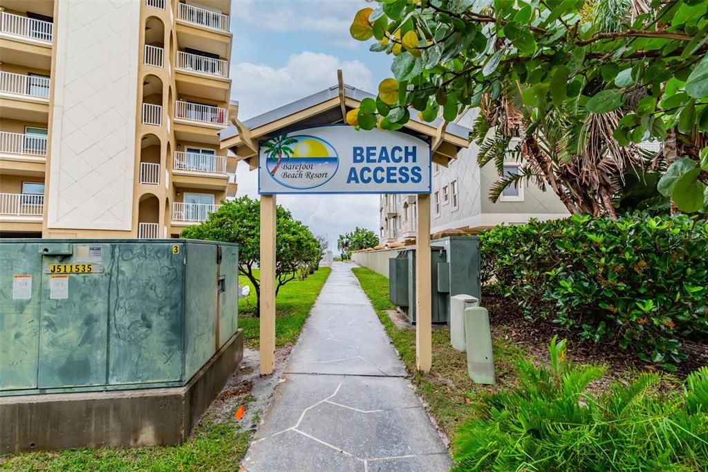 For Sale: $410,000 (1 beds, 1 baths, 735 Square Feet)