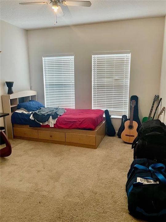 待售: $779,000 (8 贝兹, 0 浴室, 4330 平方英尺)