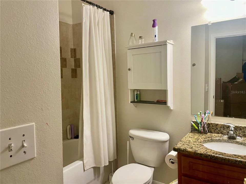 待售: $779,000 (8 贝兹, 0 浴室, 4330 平方英尺)