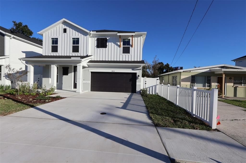 En Venta: $1,099,990 (4 camas, 4 baños, 2972 Pies cuadrados)