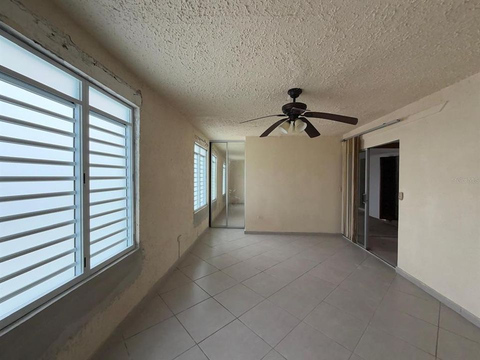 For Sale: $175,000 (3 beds, 2 baths, 1886 Square Feet)