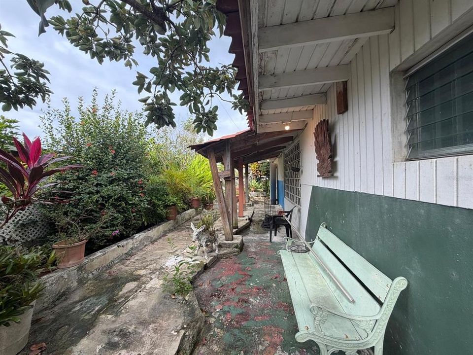 For Sale: $175,000 (3 beds, 2 baths, 1886 Square Feet)