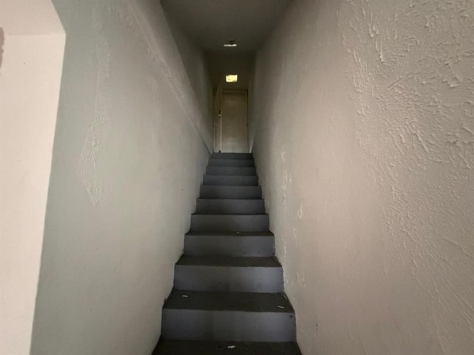 For Sale: $175,000 (3 beds, 2 baths, 1886 Square Feet)