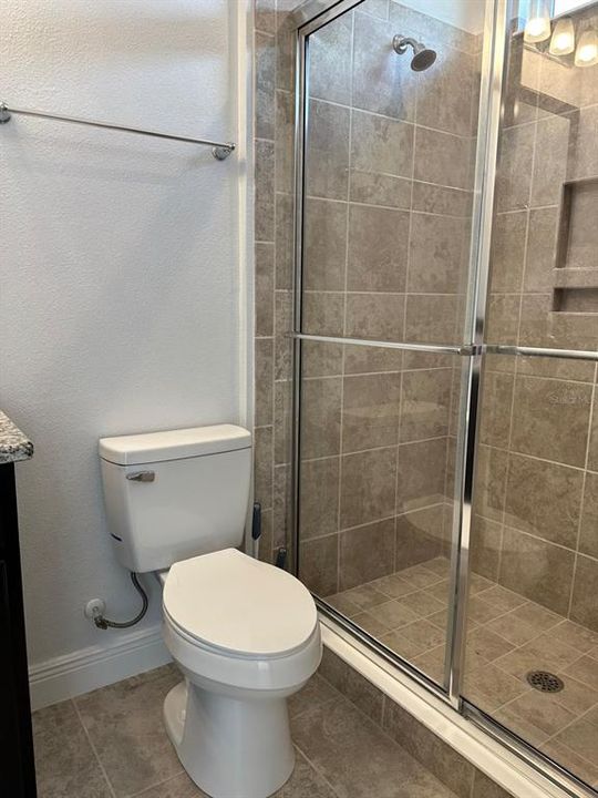 В аренду: $1,600 (1 спален, 1 ванн, 800 Квадратных фут)