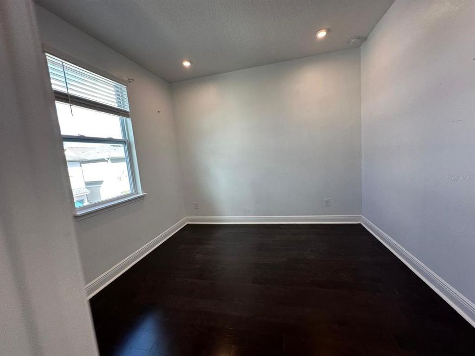 В аренду: $1,600 (1 спален, 1 ванн, 800 Квадратных фут)