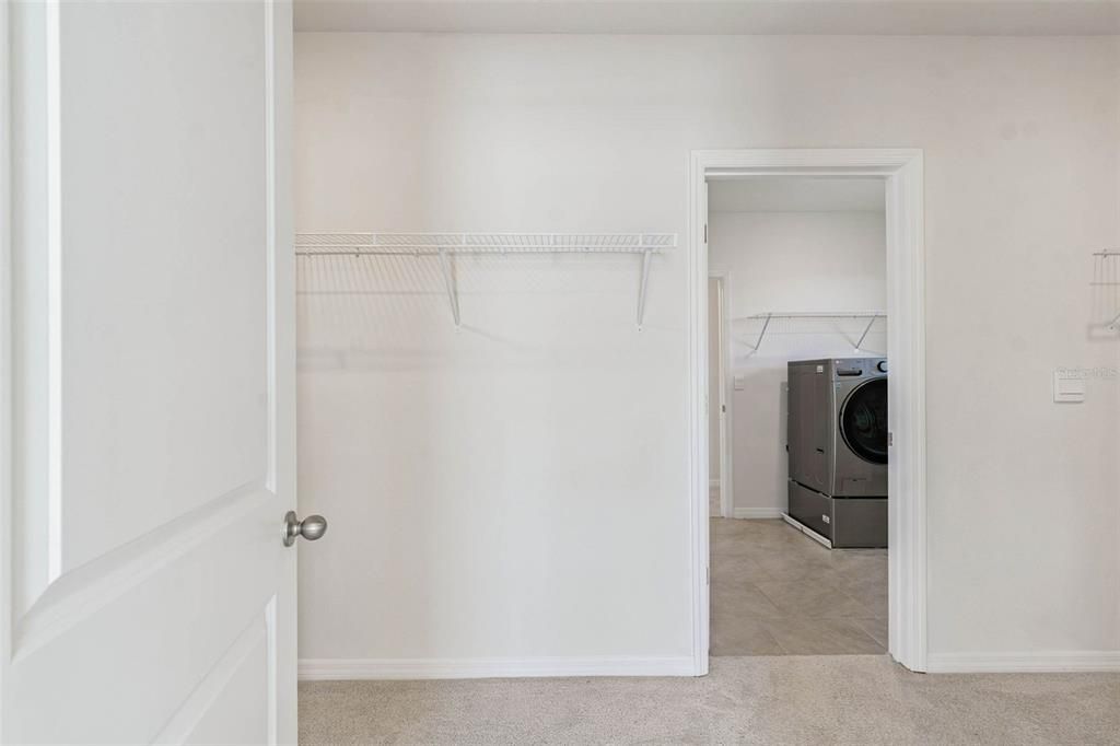 For Rent: $3,200 (4 beds, 3 baths, 3313 Square Feet)