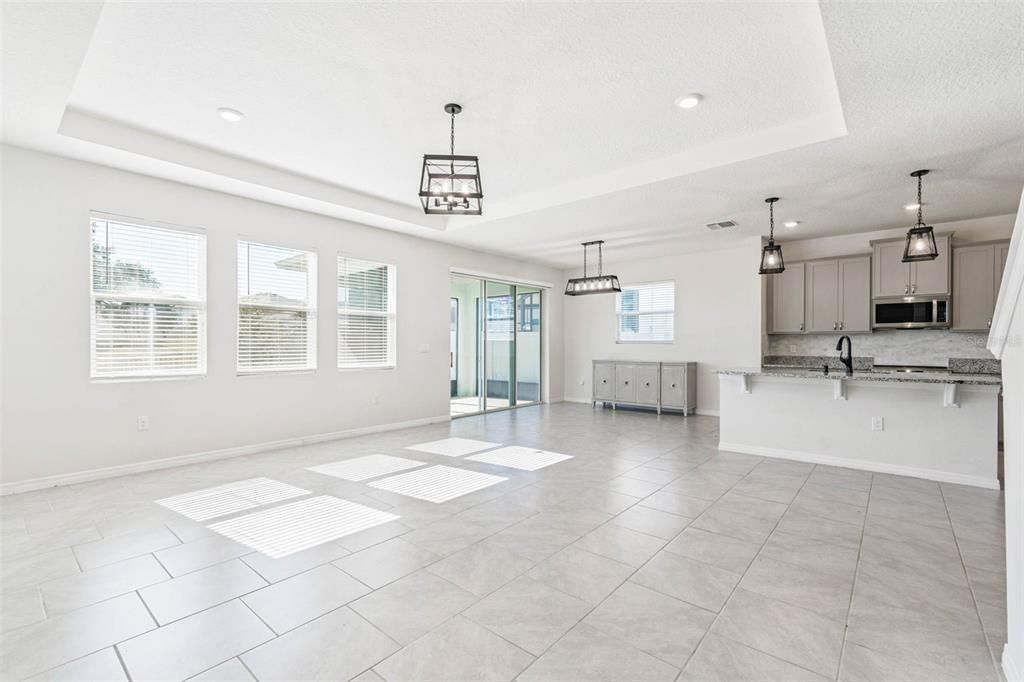 For Rent: $3,200 (4 beds, 3 baths, 3313 Square Feet)