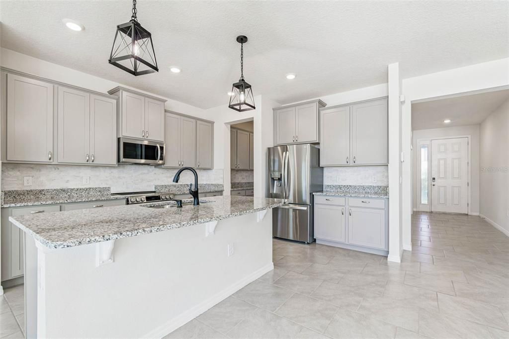 For Rent: $3,200 (4 beds, 3 baths, 3313 Square Feet)