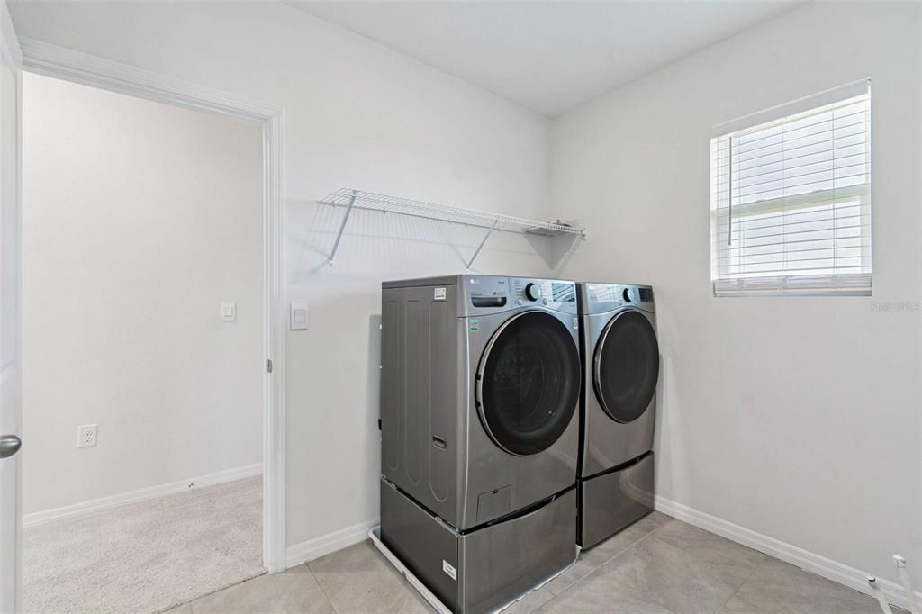 For Rent: $3,200 (4 beds, 3 baths, 3313 Square Feet)