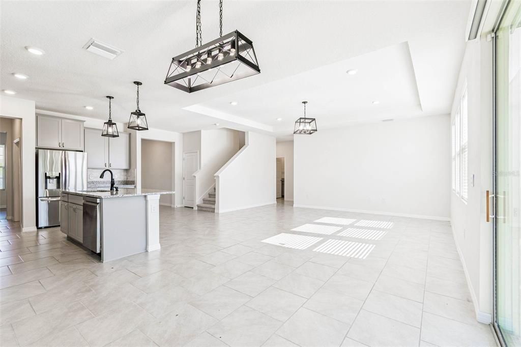 For Rent: $3,200 (4 beds, 3 baths, 3313 Square Feet)