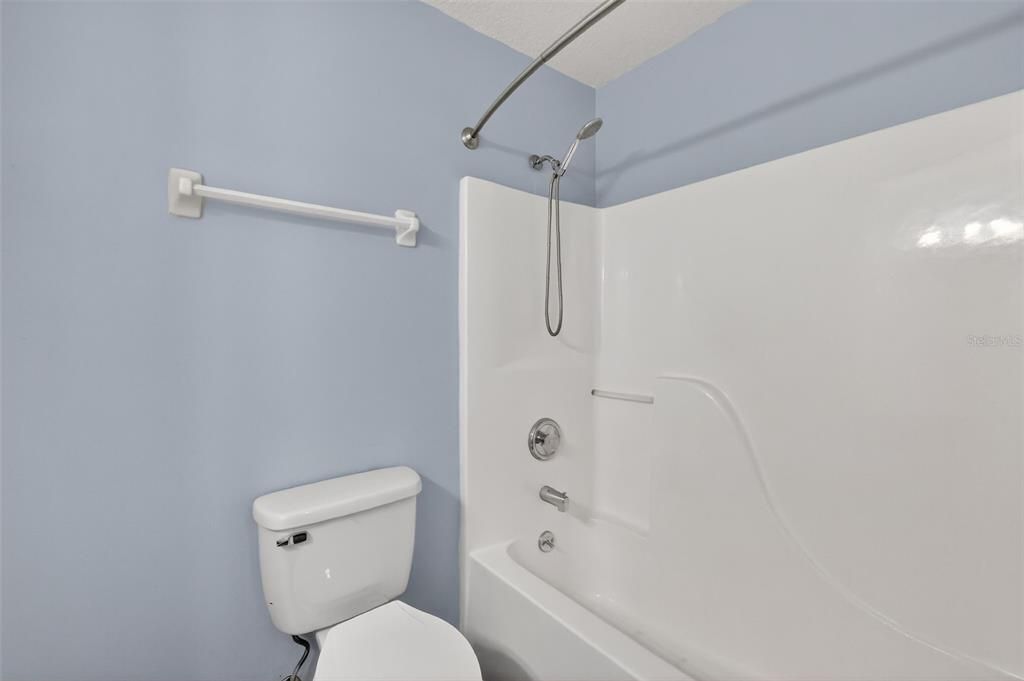 En Venta: $218,000 (2 camas, 2 baños, 1024 Pies cuadrados)