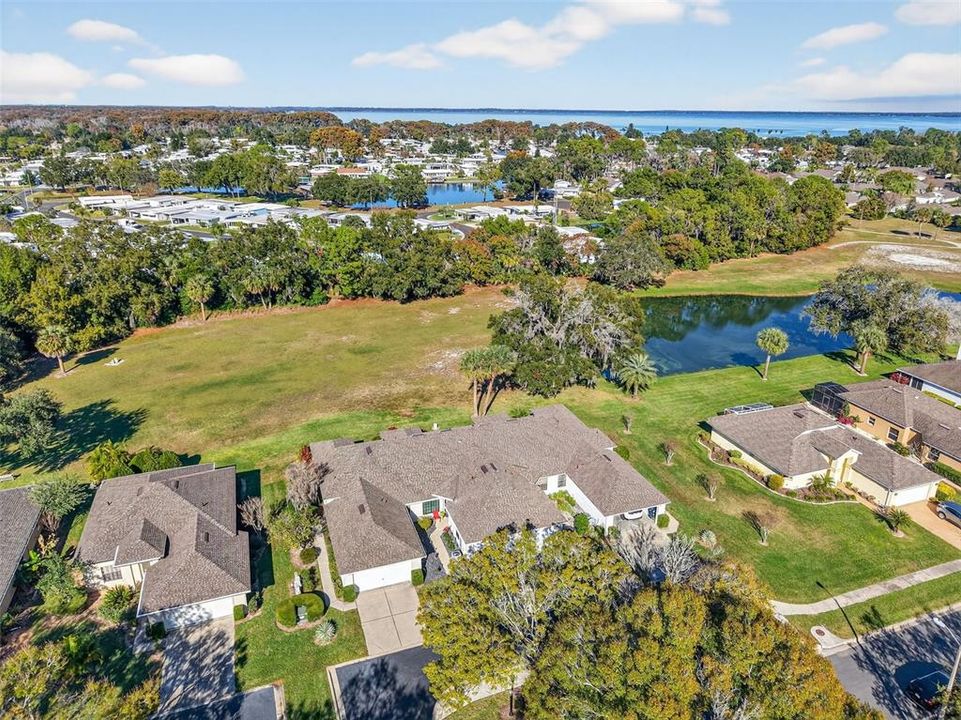 En Venta: $218,000 (2 camas, 2 baños, 1024 Pies cuadrados)