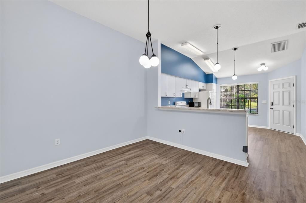 En Venta: $218,000 (2 camas, 2 baños, 1024 Pies cuadrados)