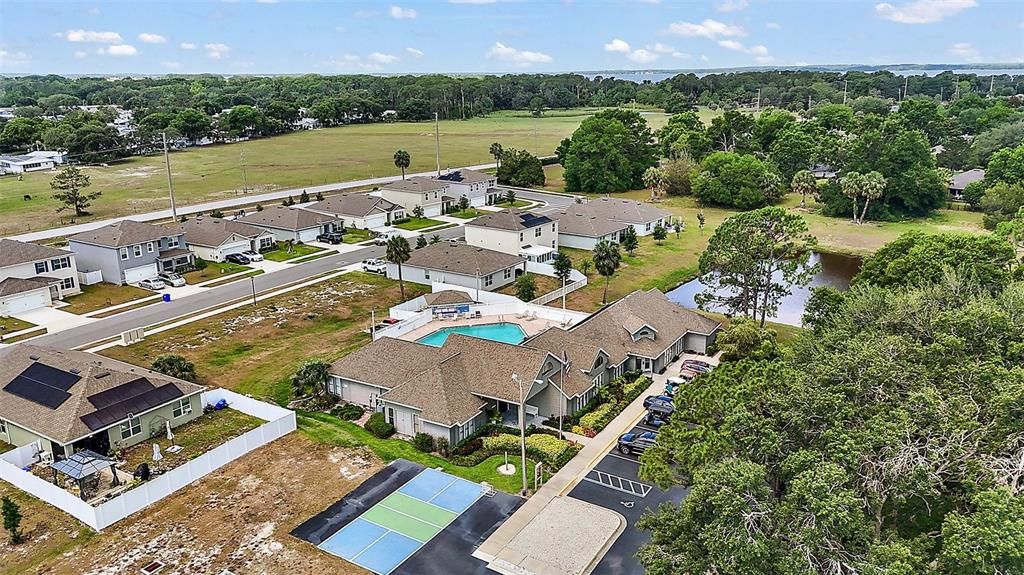 En Venta: $218,000 (2 camas, 2 baños, 1024 Pies cuadrados)