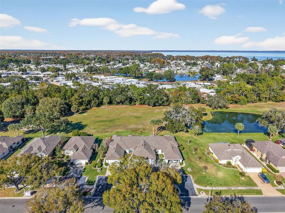 En Venta: $218,000 (2 camas, 2 baños, 1024 Pies cuadrados)