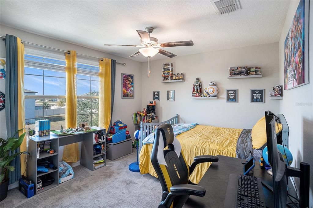 En Venta: $425,000 (5 camas, 2 baños, 2264 Pies cuadrados)