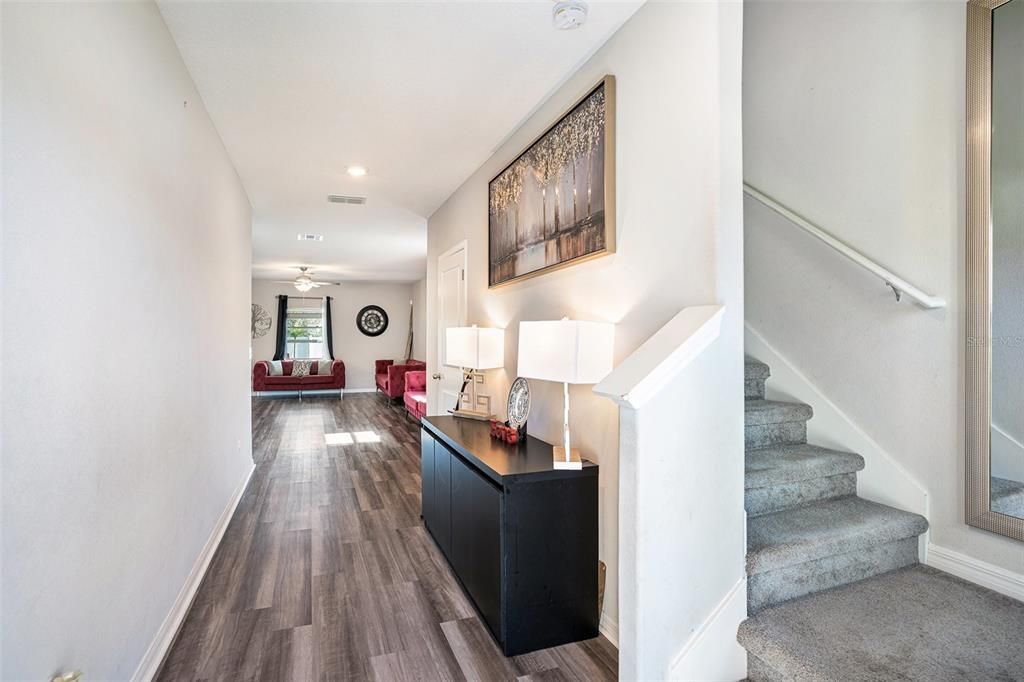 En Venta: $425,000 (5 camas, 2 baños, 2264 Pies cuadrados)