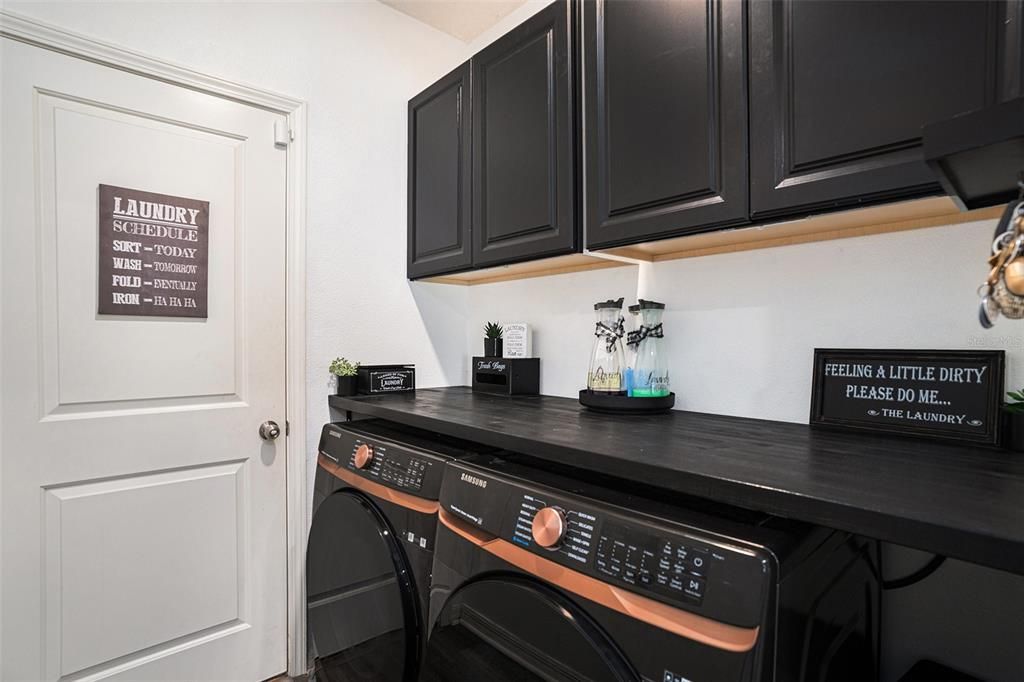 En Venta: $425,000 (5 camas, 2 baños, 2264 Pies cuadrados)