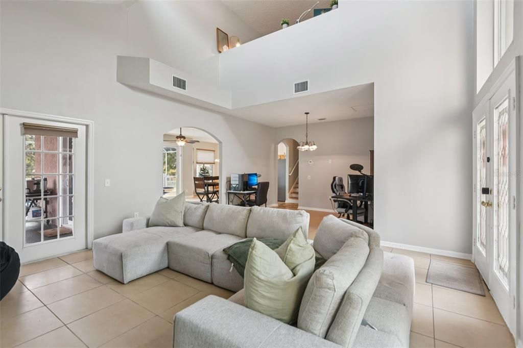 待售: $460,000 (4 贝兹, 3 浴室, 2378 平方英尺)