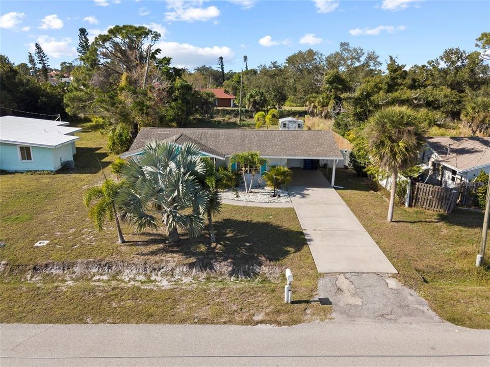 На продажу: $214,000 (2 спален, 1 ванн, 1048 Квадратных фут)