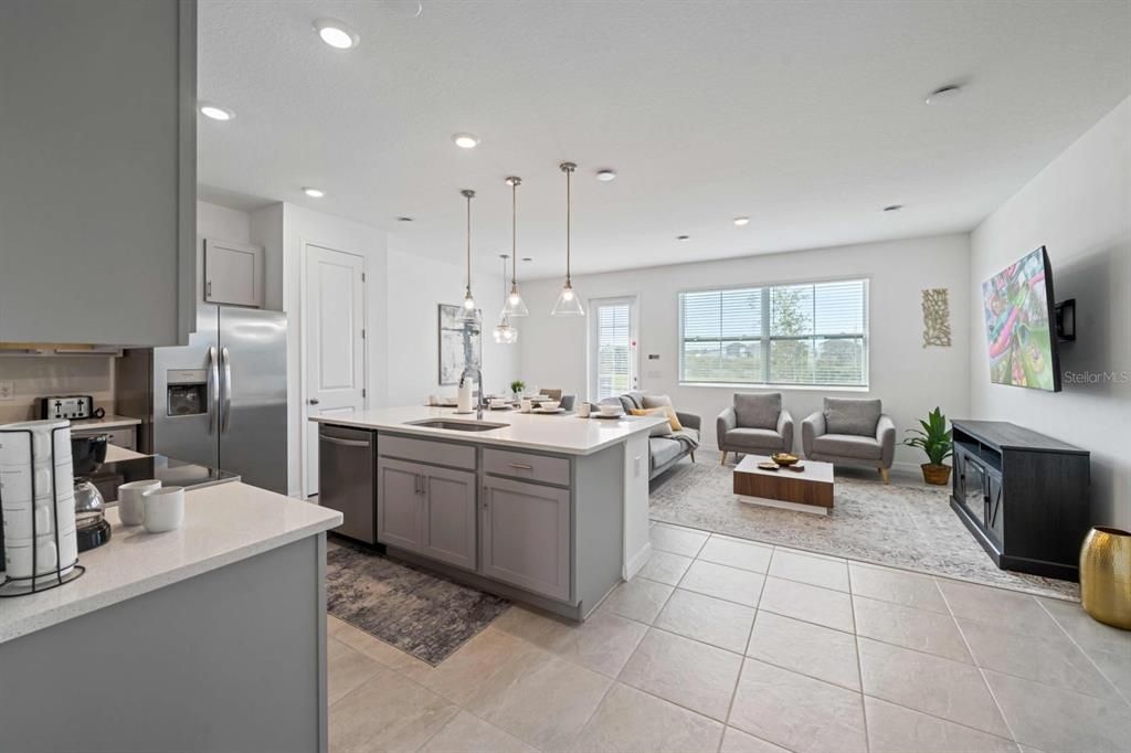 For Sale: $319,999 (3 beds, 2 baths, 1622 Square Feet)