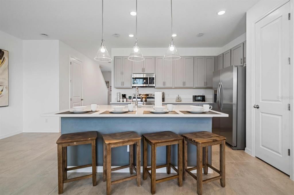 For Sale: $319,999 (3 beds, 2 baths, 1622 Square Feet)