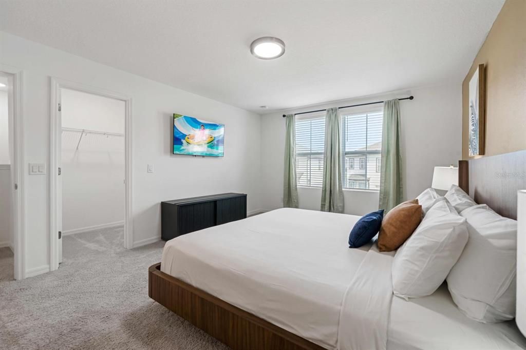 For Sale: $319,999 (3 beds, 2 baths, 1622 Square Feet)