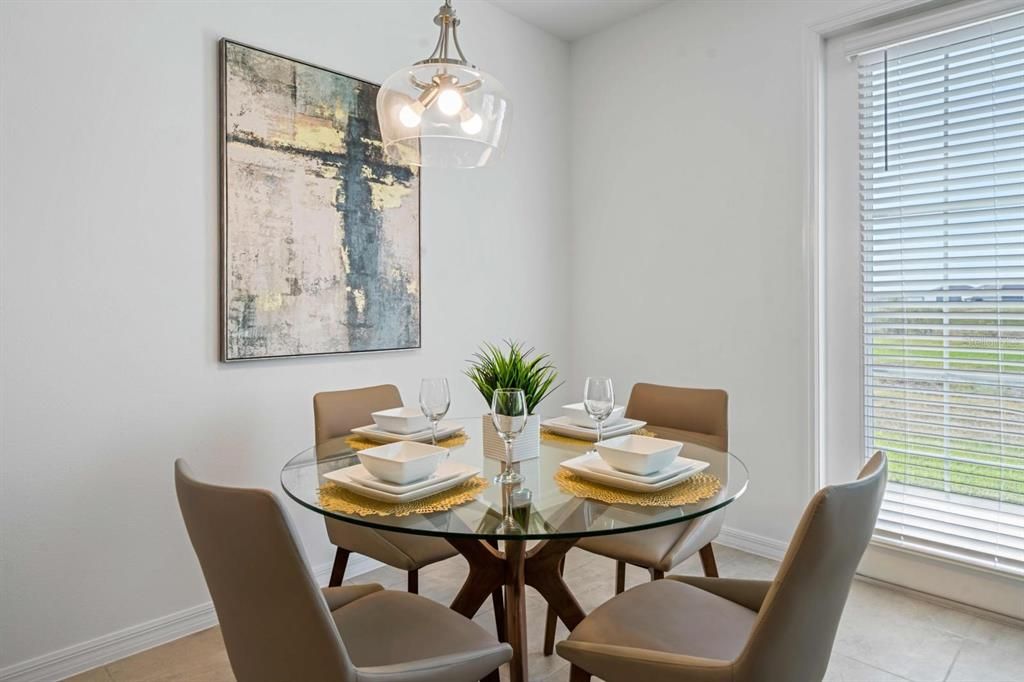 For Sale: $319,999 (3 beds, 2 baths, 1622 Square Feet)