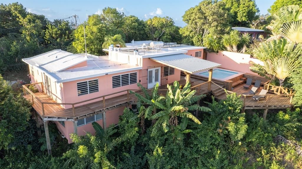 На продажу: $850,000 (3 спален, 4 ванн, 1967 Квадратных фут)