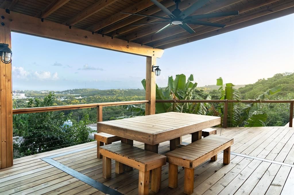 На продажу: $850,000 (3 спален, 4 ванн, 1967 Квадратных фут)