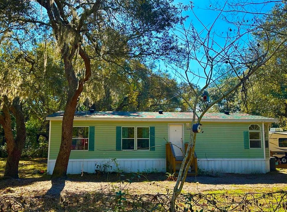 For Sale: $175,000 (3 beds, 2 baths, 1184 Square Feet)