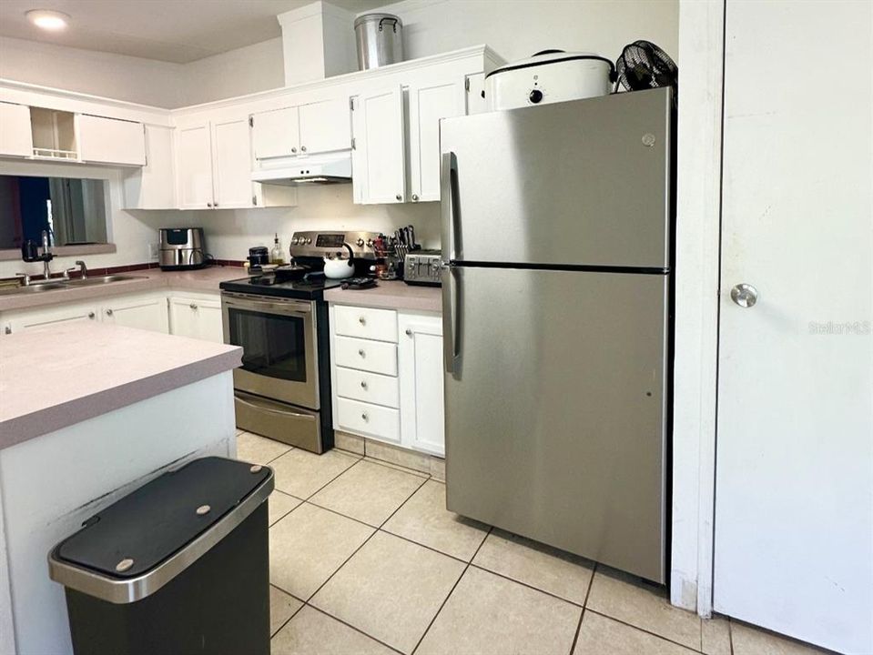 For Sale: $175,000 (3 beds, 2 baths, 1184 Square Feet)