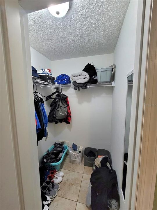 For Sale: $235,000 (3 beds, 2 baths, 1215 Square Feet)