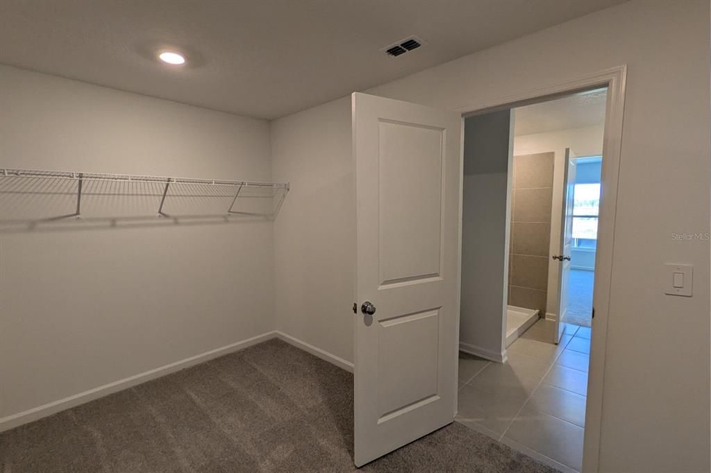 En Renta: $2,200 (4 camas, 2 baños, 1824 Pies cuadrados)