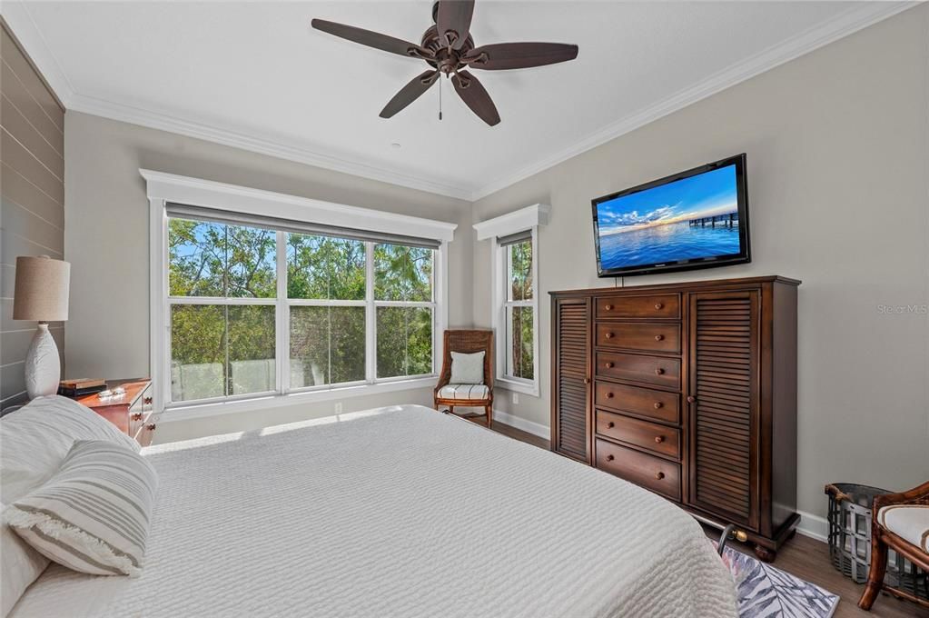 待售: $890,000 (3 贝兹, 3 浴室, 2214 平方英尺)