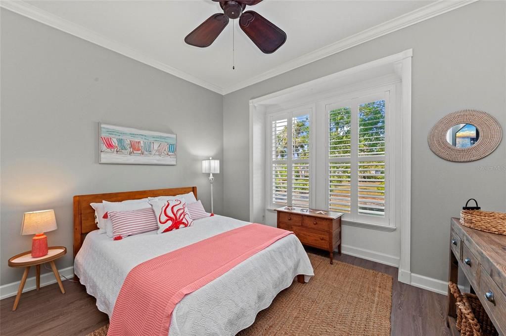 待售: $890,000 (3 贝兹, 3 浴室, 2214 平方英尺)