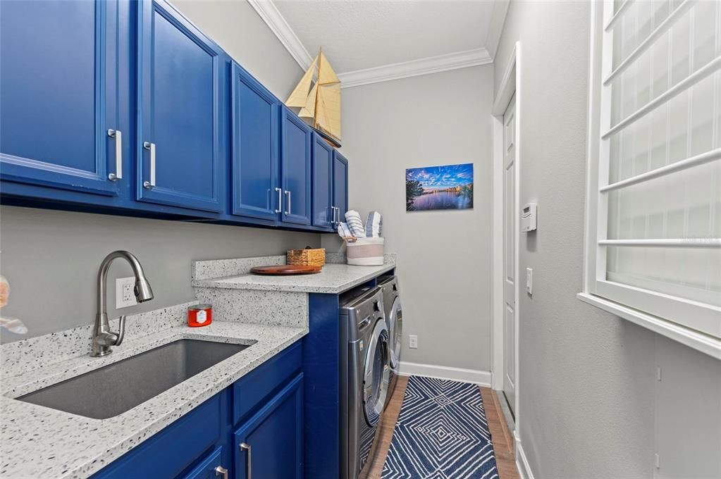 待售: $890,000 (3 贝兹, 3 浴室, 2214 平方英尺)