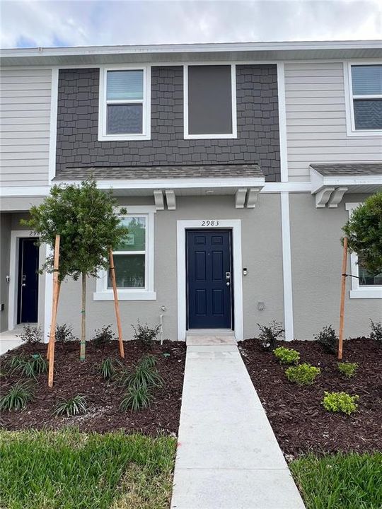 出租: $1,690 (2 贝兹, 2 浴室, 1372 平方英尺)