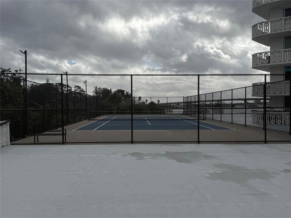 For Rent: $2,000 (2 beds, 2 baths, 1210 Square Feet)