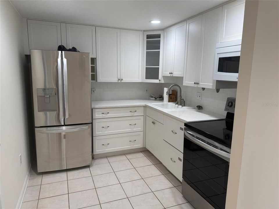 For Rent: $2,000 (2 beds, 2 baths, 1210 Square Feet)