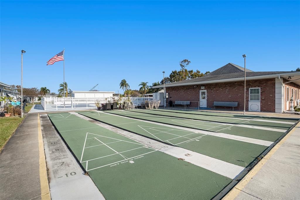 For Sale: $125,000 (2 beds, 2 baths, 950 Square Feet)