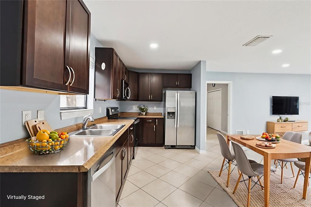 待售: $315,000 (3 贝兹, 3 浴室, 1499 平方英尺)