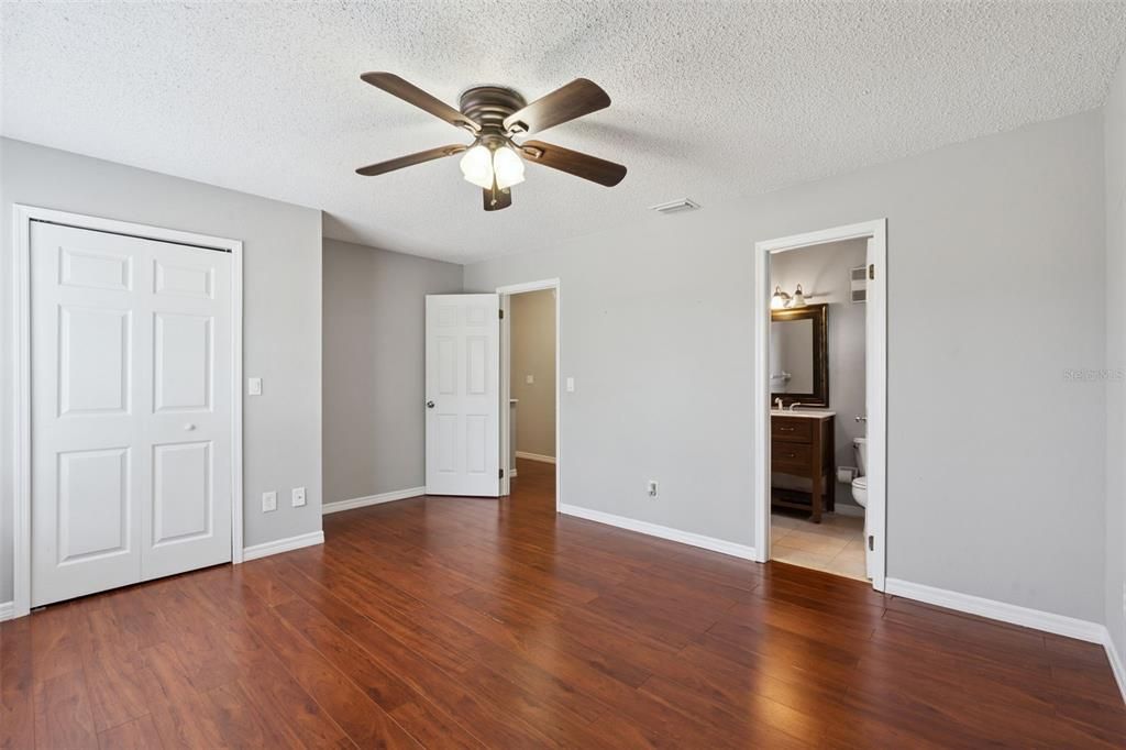 待售: $315,000 (3 贝兹, 3 浴室, 1499 平方英尺)