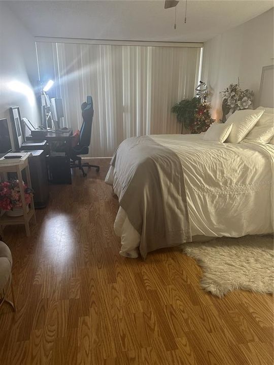 В аренду: $2,850 (1 спален, 1 ванн, 995 Квадратных фут)